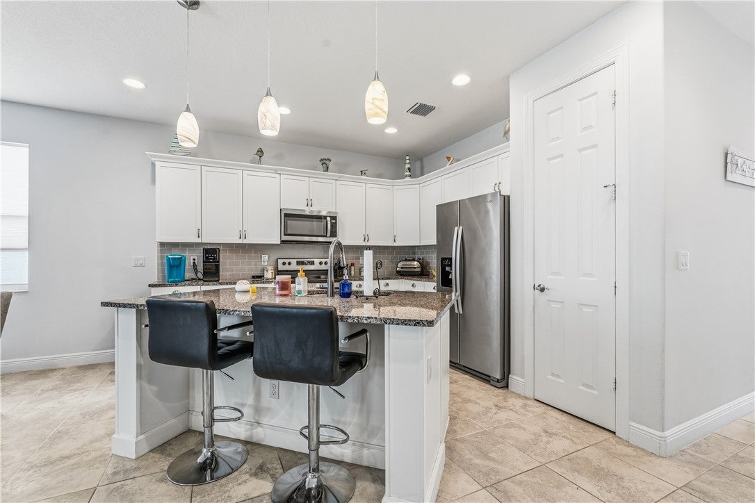 2547 Bella Vista Circle