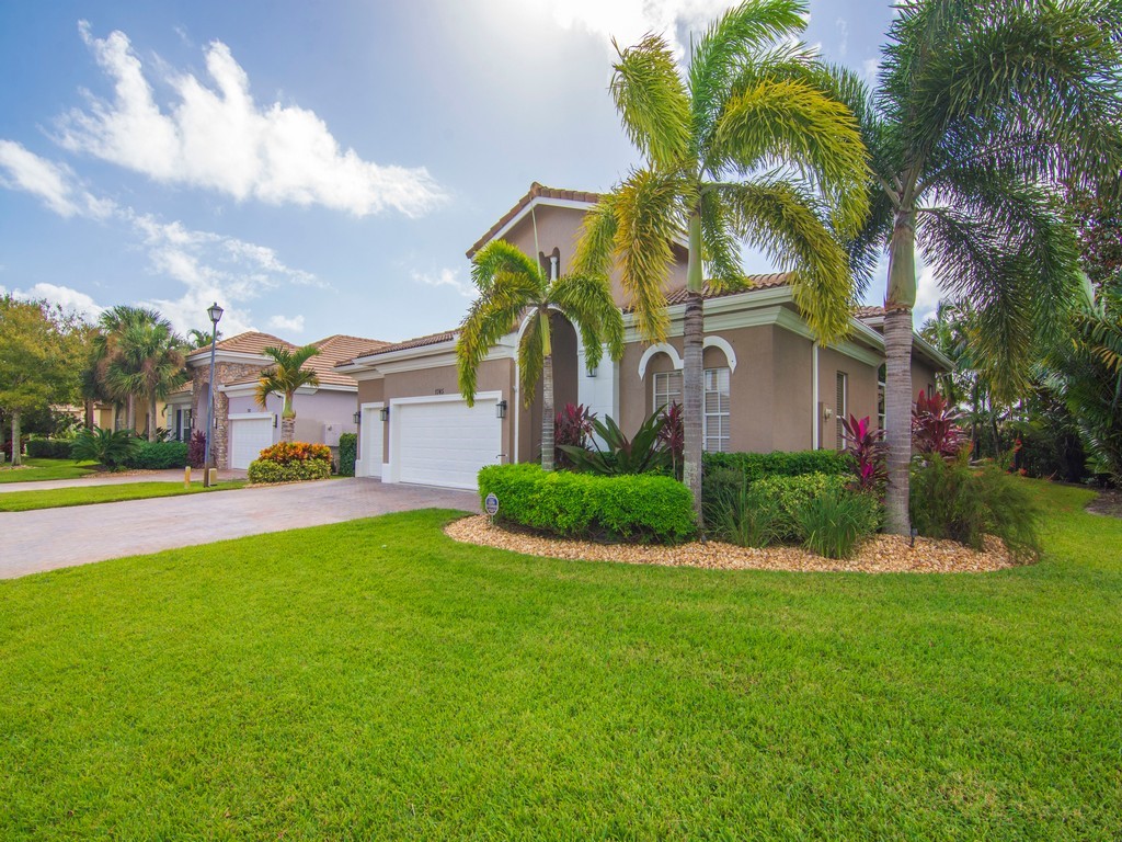 1745 Belmont Circle SW