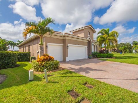 1745 Belmont Circle SW Vero Beach FL 32968