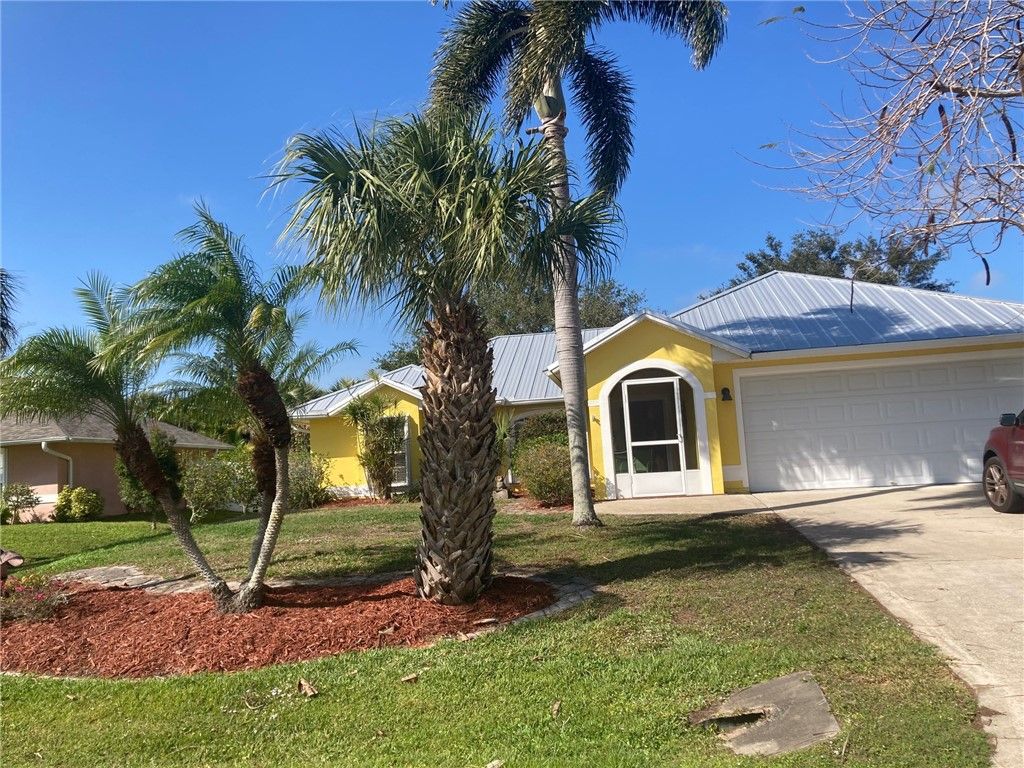 Photo of 143 Concha Drive, Sebastian, FL 32958 (MLS # 291797)