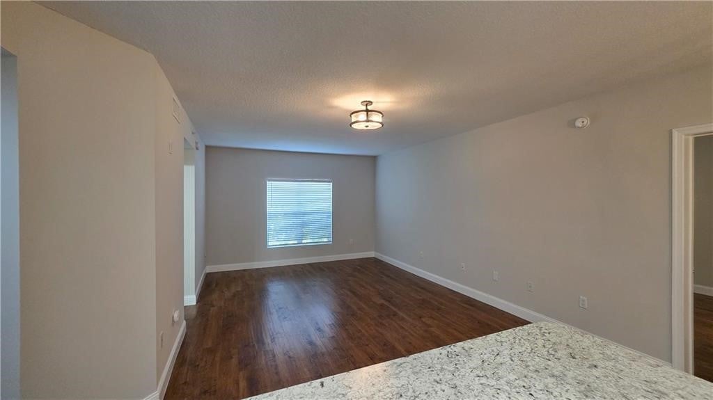 5090 Fairways Circle H105