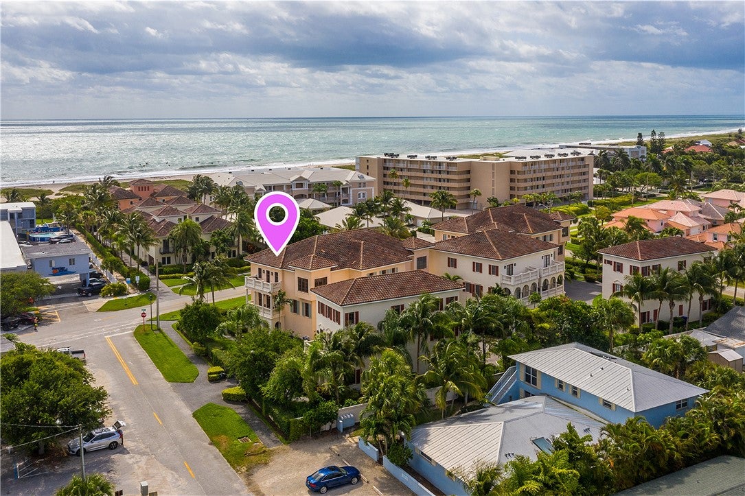 1515 Ocean Drive 9