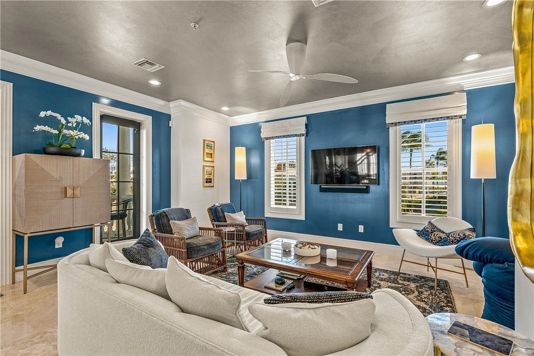1515 Ocean Drive 9