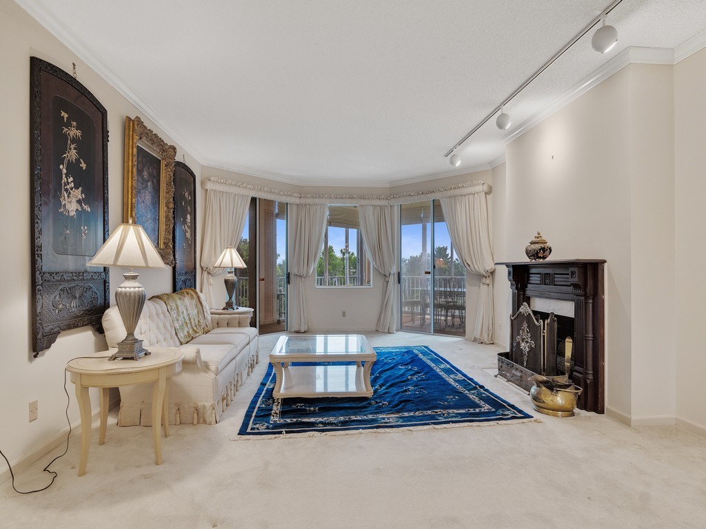 Indian River Shores, Florida 32963, United States, 2 Bedrooms Bedrooms, ,4 BathroomsBathrooms,Residential,Active,235205