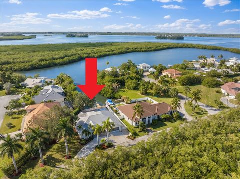 A home in Hutchinson Island