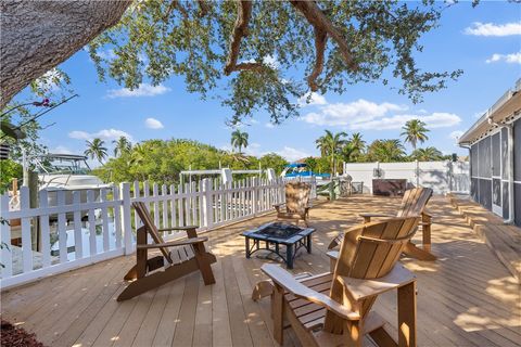 A home in Hutchinson Island