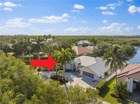 A home in Hutchinson Island