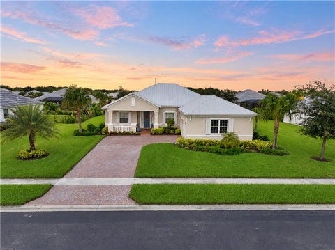 2534 Saint Lucia Circle, Vero Beach, FL 32967