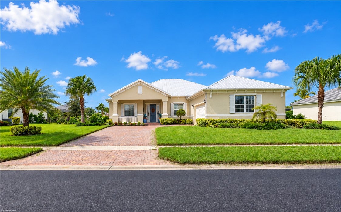 2534 Saint Lucia Circle