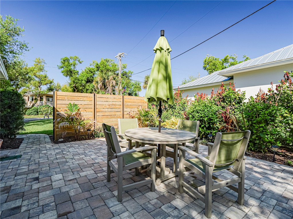 5008 Tradewinds Drive