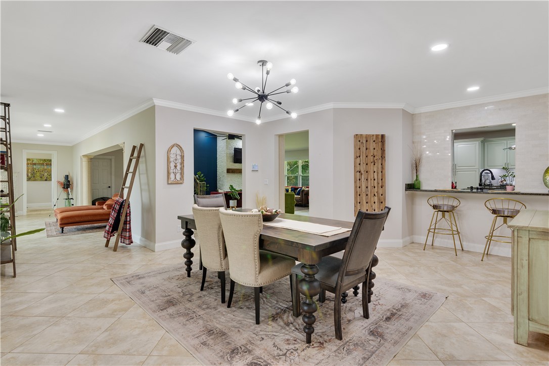 Vero Beach, Florida 32968, United States, 5 Bedrooms Bedrooms, ,3 BathroomsBathrooms,Residential,Active,161195