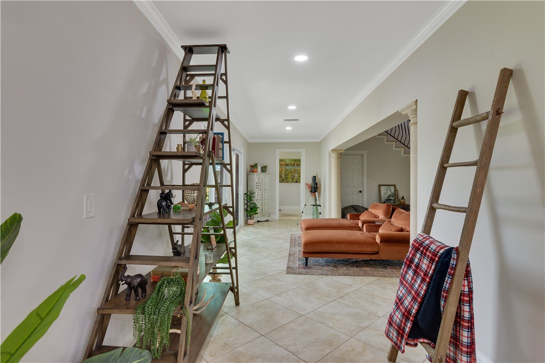 Vero Beach, Florida 32968, United States, 5 Bedrooms Bedrooms, ,3 BathroomsBathrooms,Residential,Active,161195