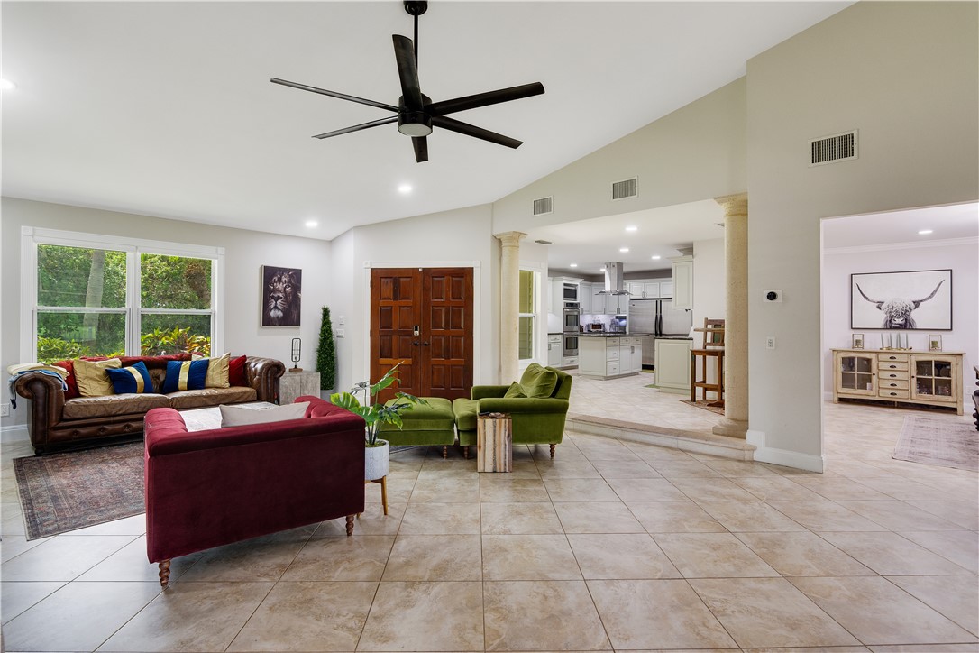 Vero Beach, Florida 32968, United States, 5 Bedrooms Bedrooms, ,3 BathroomsBathrooms,Residential,Active,161195