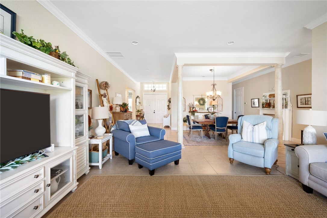 Vero Beach, Florida 32968, United States, 4 Bedrooms Bedrooms, ,3 BathroomsBathrooms,Residential,Active,72170