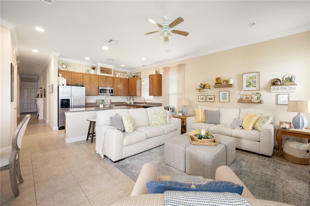 Vero Beach, Florida 32968, United States, 4 Bedrooms Bedrooms, ,3 BathroomsBathrooms,Residential,Active,72170