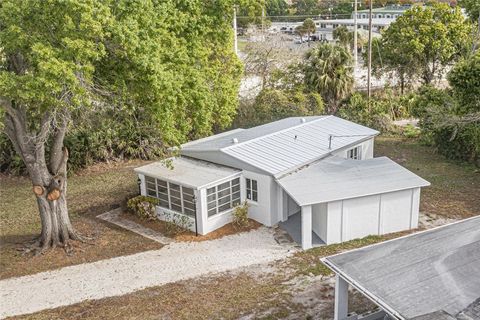 Property photo of 1576 15th Avenue, Vero Beach, FL 32960