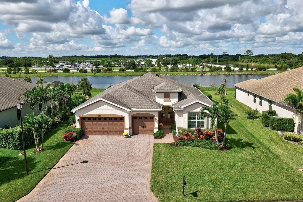 5985 Sequoia Circle, Vero Beach