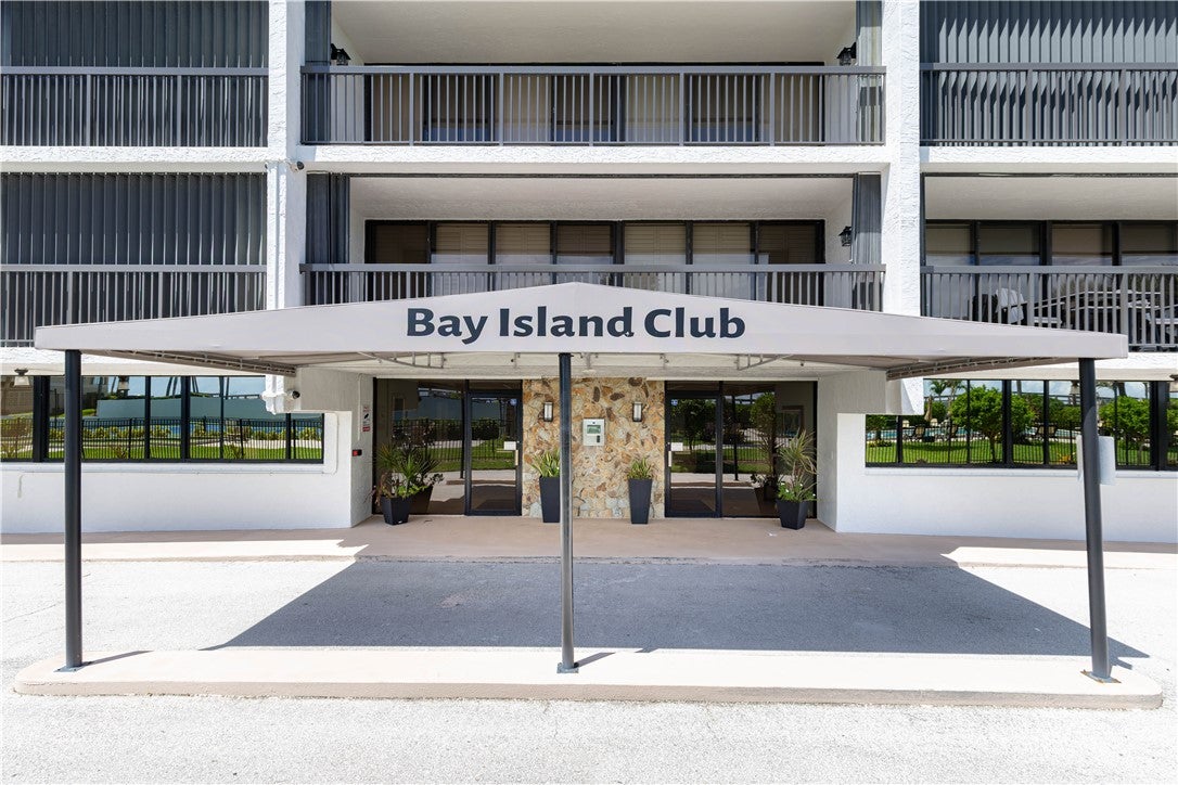 4141 Ocean Drive 504