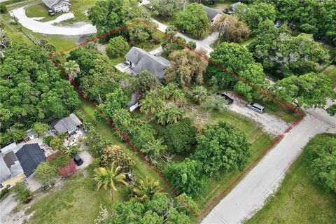 A home in Fellsmere