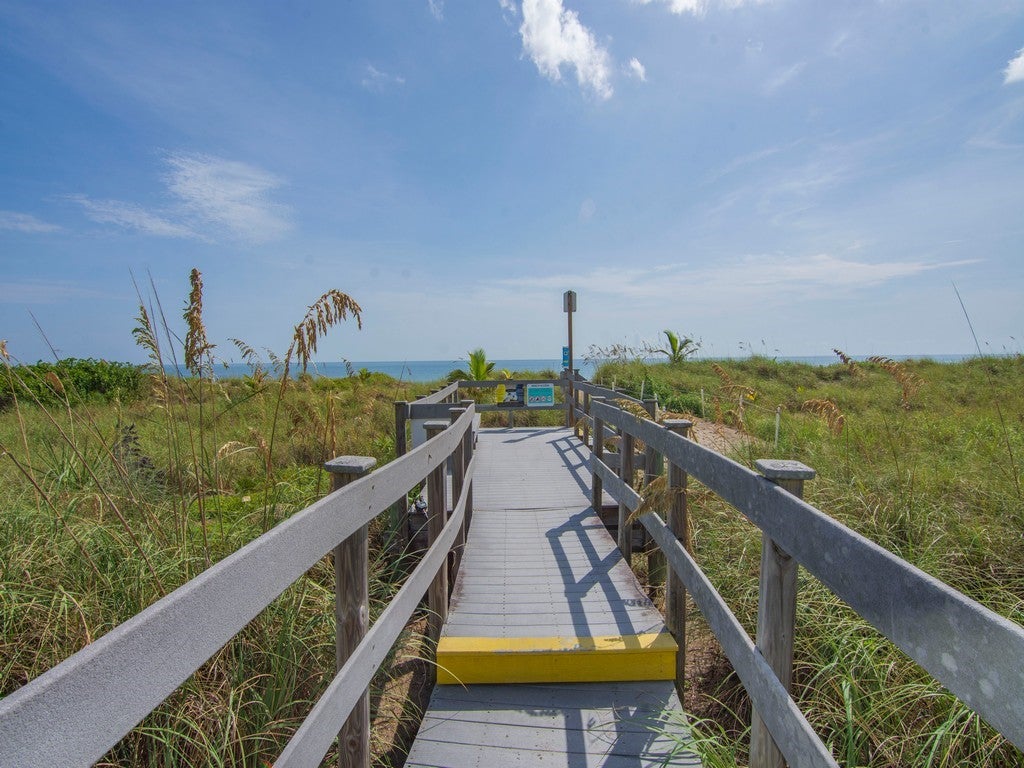 2400 S Ocean Drive 4121