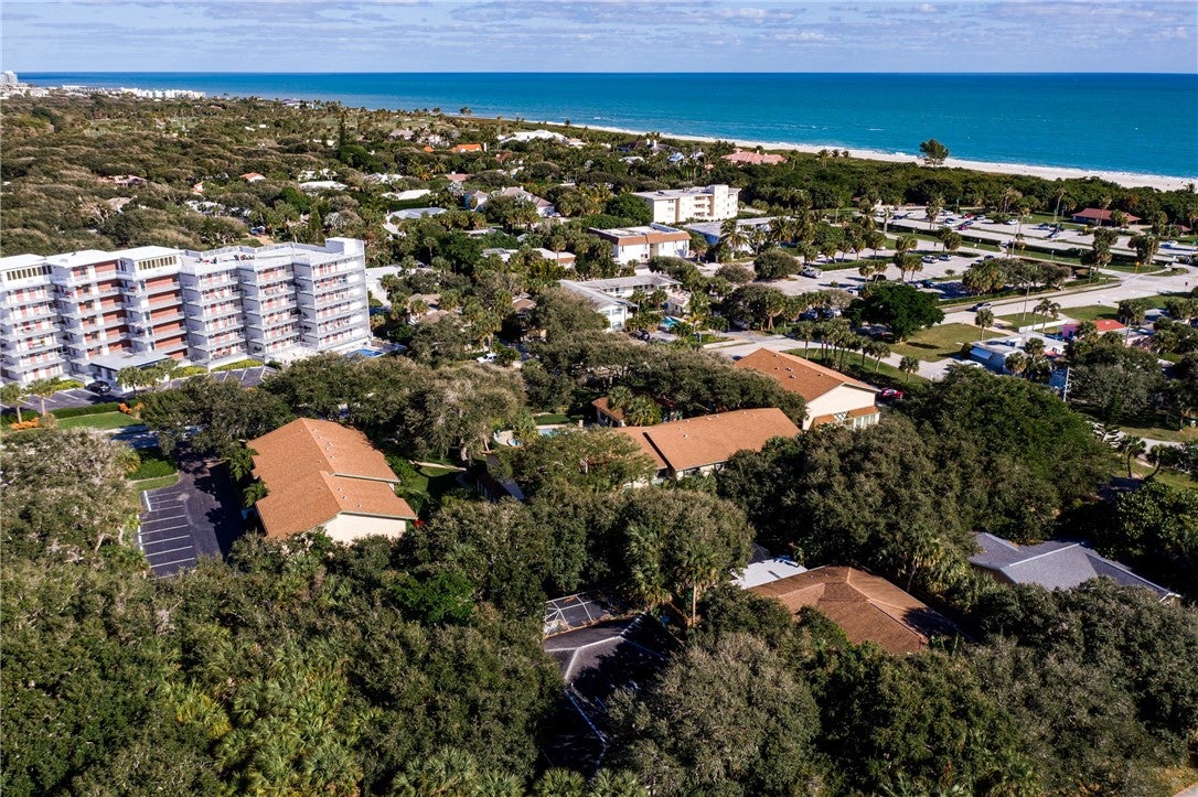 953 E Causeway Boulevard N/A