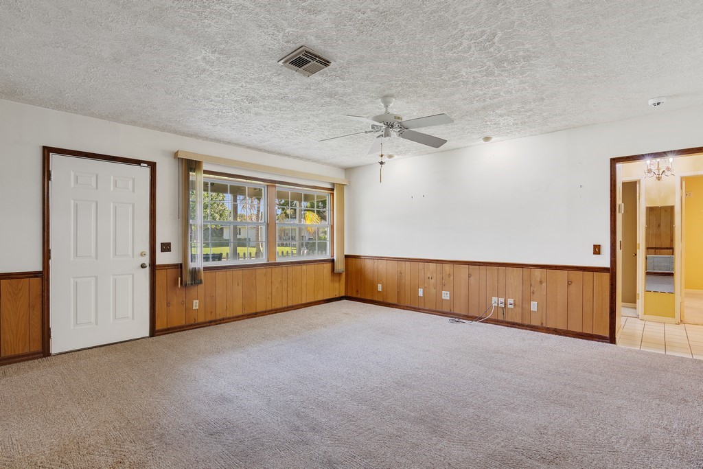 Vero Beach, Florida 32960, United States, 2 Bedrooms Bedrooms, ,2 BathroomsBathrooms,Residential,Active,228329