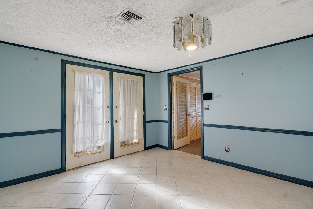Vero Beach, Florida 32960, United States, 2 Bedrooms Bedrooms, ,2 BathroomsBathrooms,Residential,Active,228329