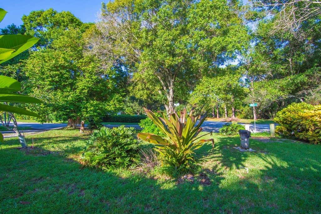 Vero Beach, Florida 32960, United States, 2 Bedrooms Bedrooms, ,2 BathroomsBathrooms,Residential,Active,228329