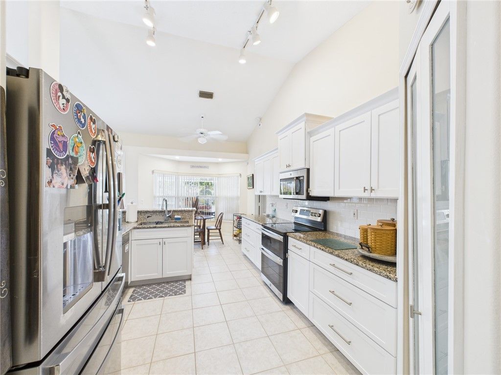 Photo of 787 Carnation Drive, Sebastian, FL 32958 (MLS # 291032)