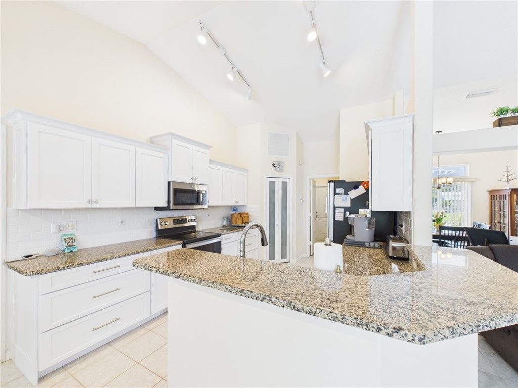 Photo of 787 Carnation Drive, Sebastian, FL 32958 (MLS # 291032)