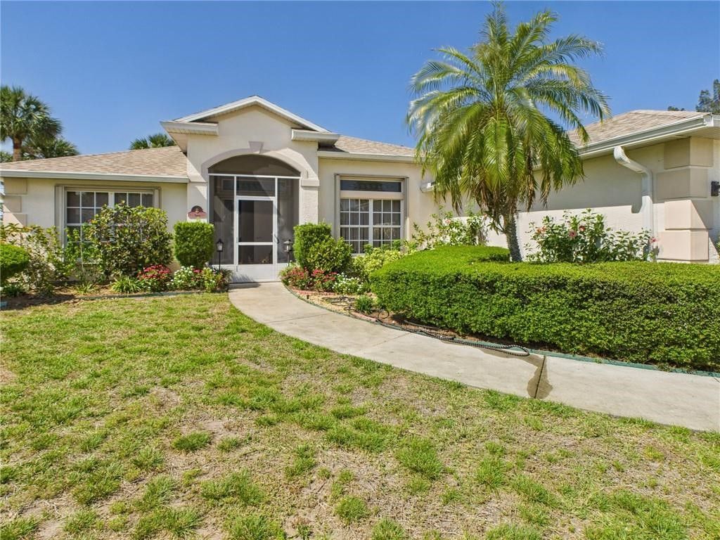 Photo of 787 Carnation Drive, Sebastian, FL 32958 (MLS # 291032)