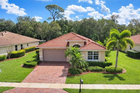 6335 Astor Place Vero Beach FL 32966