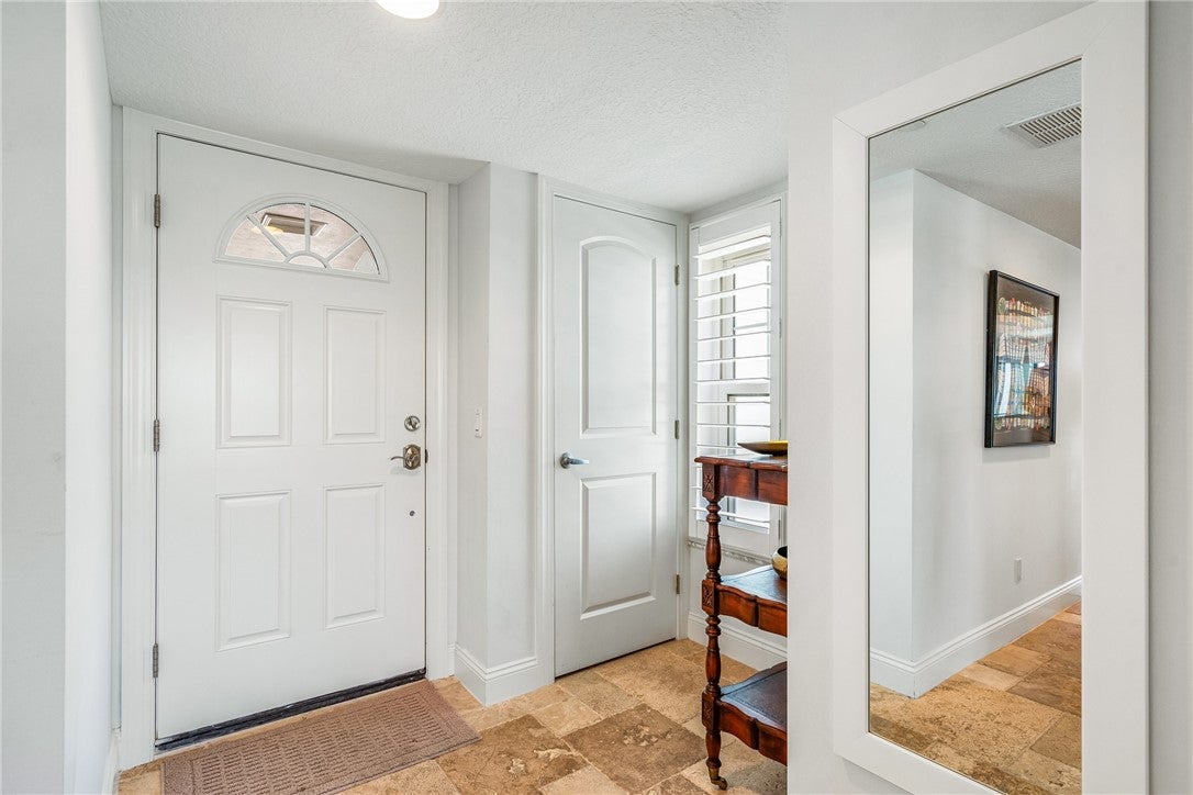 2700 Ocean Drive 405
