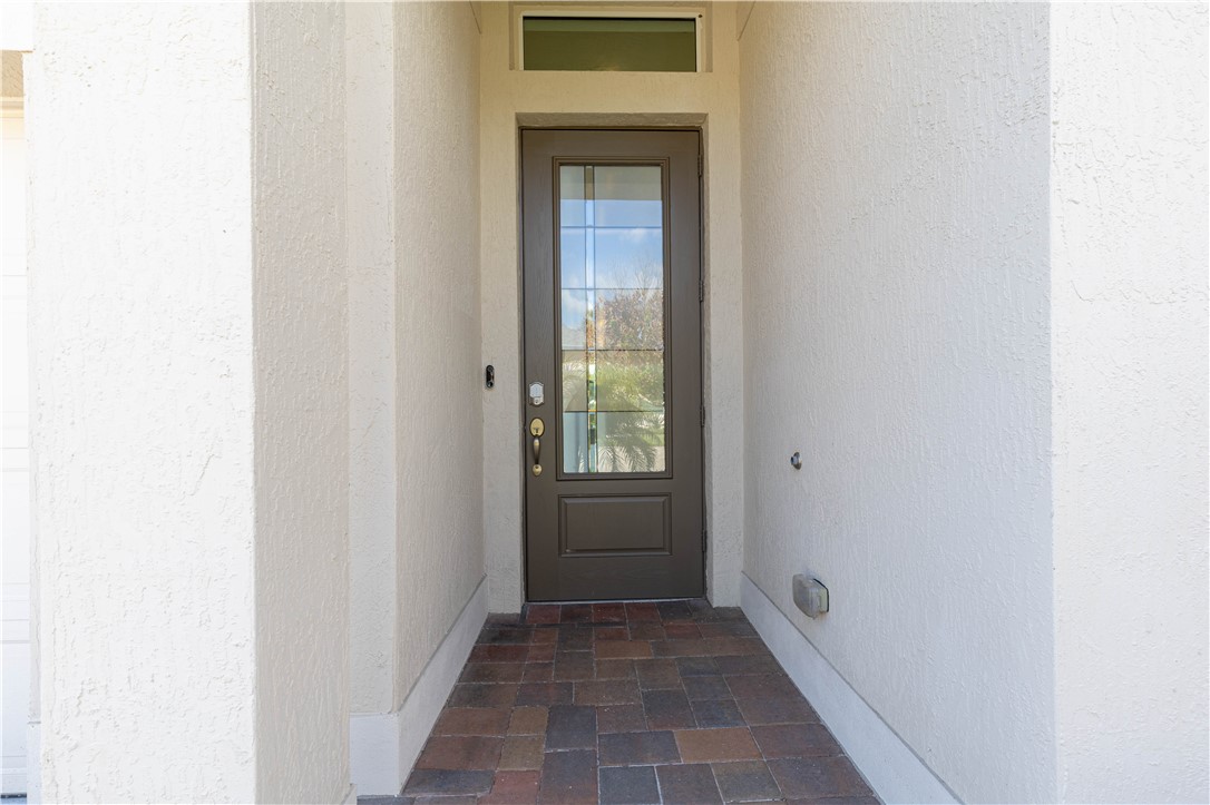 5979 Bella Rosa Lane