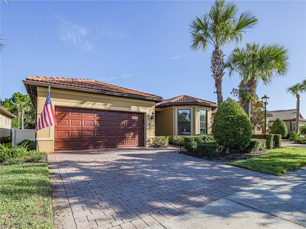 5401 Antigua Circle