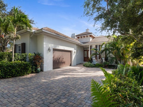 1209 Islander Way, Vero Beach, FL 32963