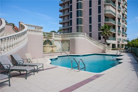 A home in Hutchinson Island