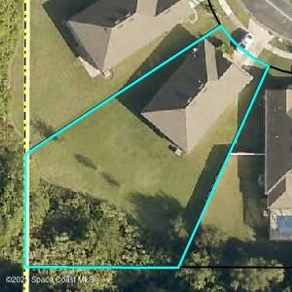 Photo of 162 Port Royal Court, Sebastian, FL 32958 (MLS # 290585)