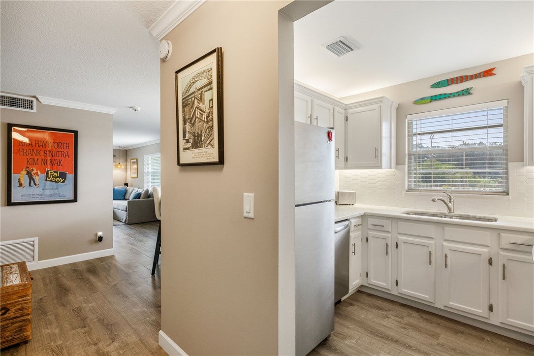 51 Woodland Drive 201