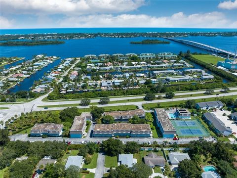 1901 Indian River Boulevard 104C Vero Beach FL 32960