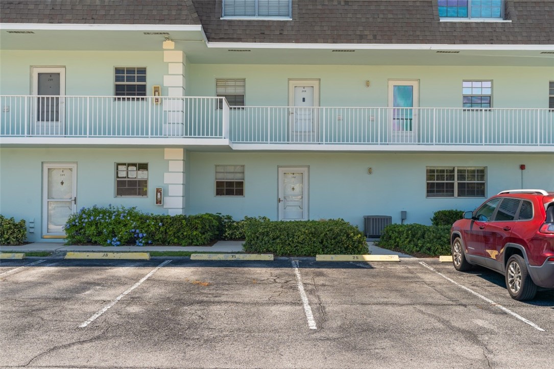 1901 Indian River Boulevard 104C