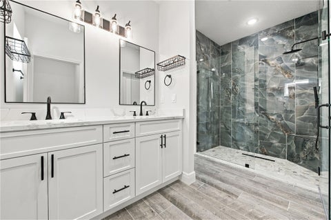 8236 100th Court, Vero Beach, FL 32967