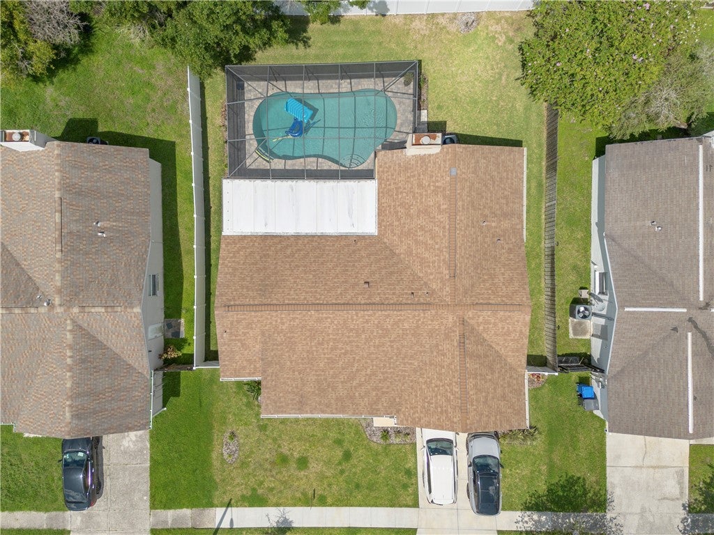 1003 Red Oak Circle