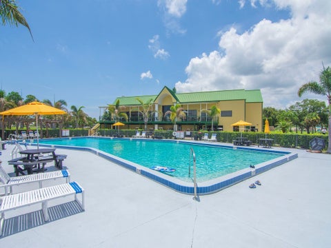 4210 Gator Trace Avenue B, Fort Pierce, FL 34982