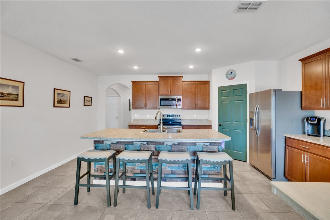 123 Larchmont Terrace