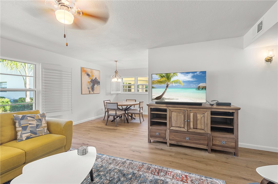 39 Vista Gardens Trail 102