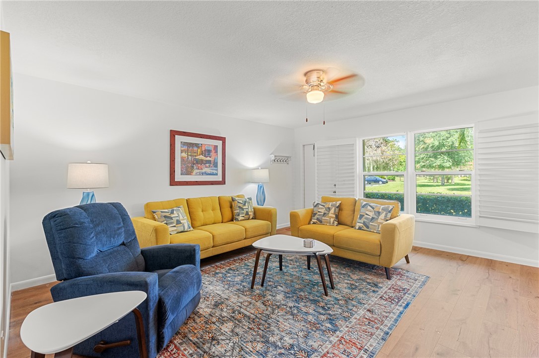 39 Vista Gardens Trail 102