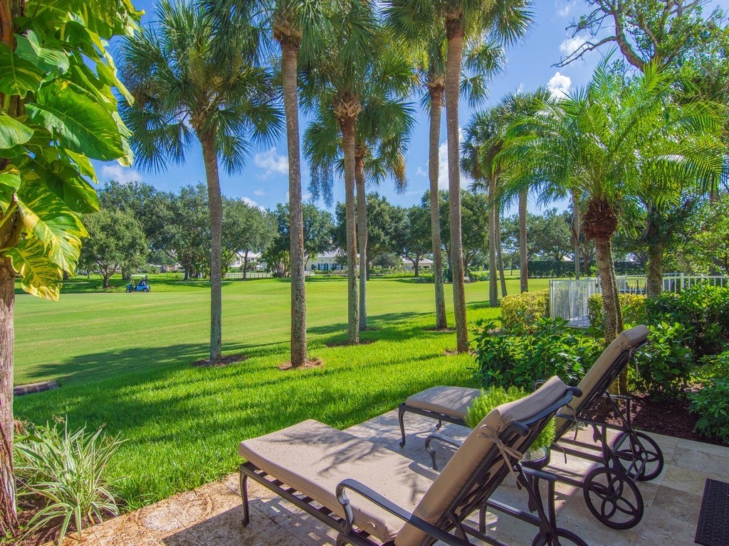 1410 Saint Catherines Circle