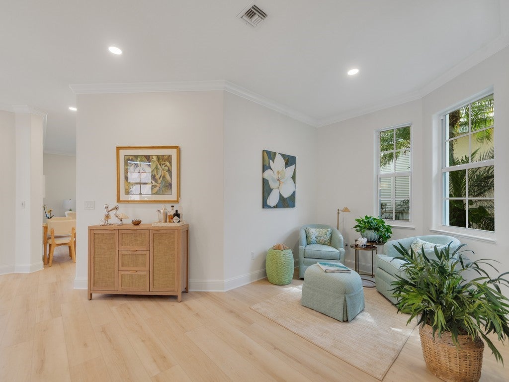 1410 Saint Catherines Circle
