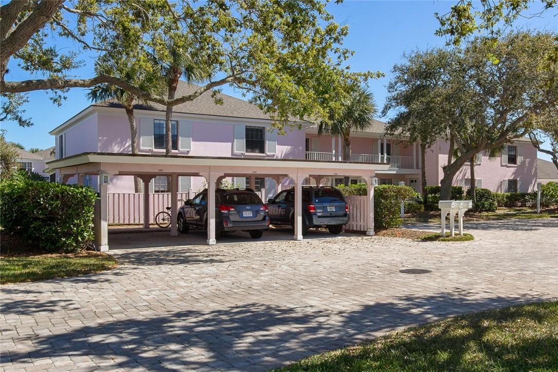 300 Harbour Drive 201-E